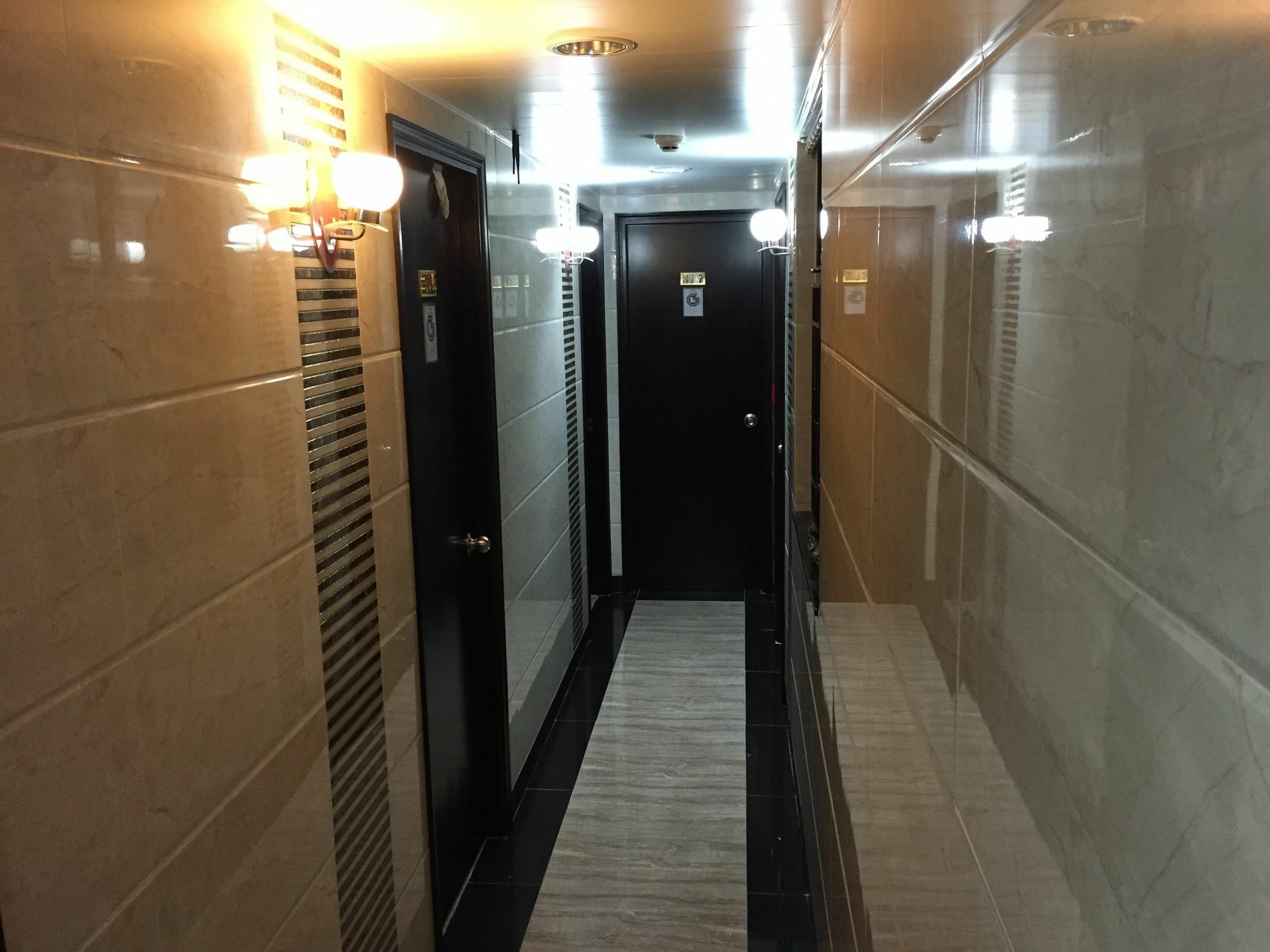 Primo Guesthouse Kowloon Stadt Exterior foto